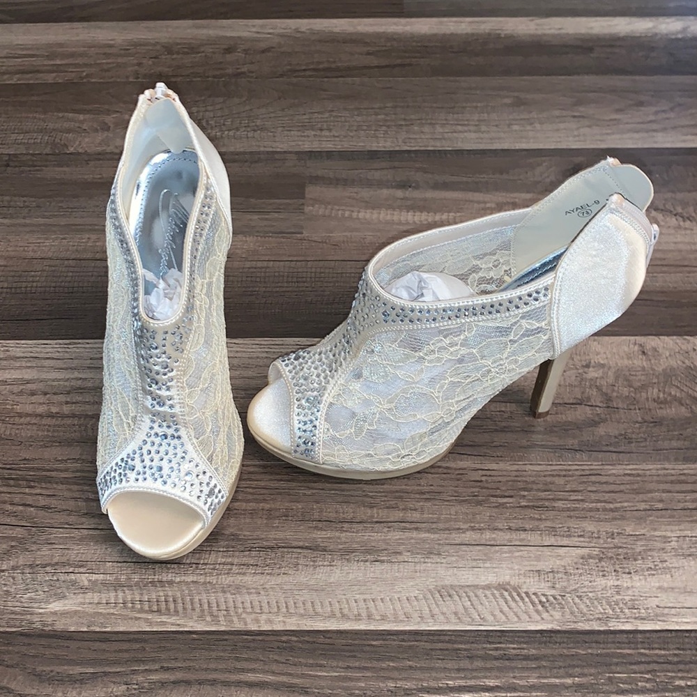 Off white, rhinestone,  zip up heels